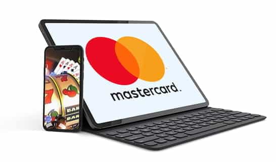 Uno smartphone connesso ad un sito di casinò che accetta MasterCard