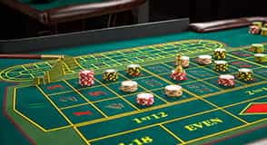 Una scommessa piazzata su un tavolo di roulette