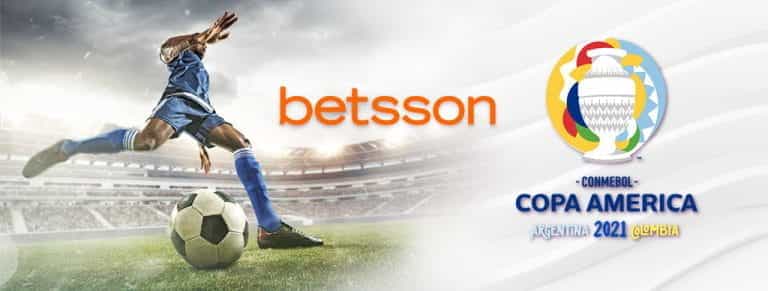 Il logo di Betsson, il logo della Copa America 2021, un calciatore in azione