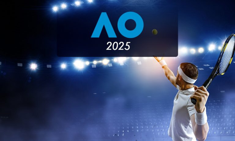 Logo Australian Open 2025 e tennista in azione