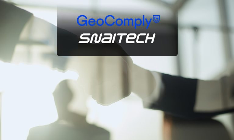 logo Snaitech e logo GeoComply con immagine sfondo