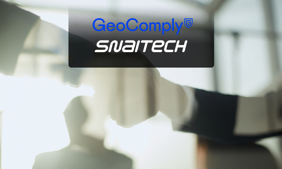 logo Snaitech e logo GeoComply con immagine sfondo