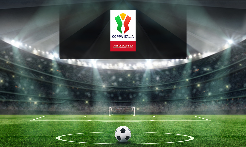 Campo da calcio e loghi Coppa Italia e Frecciarossa
