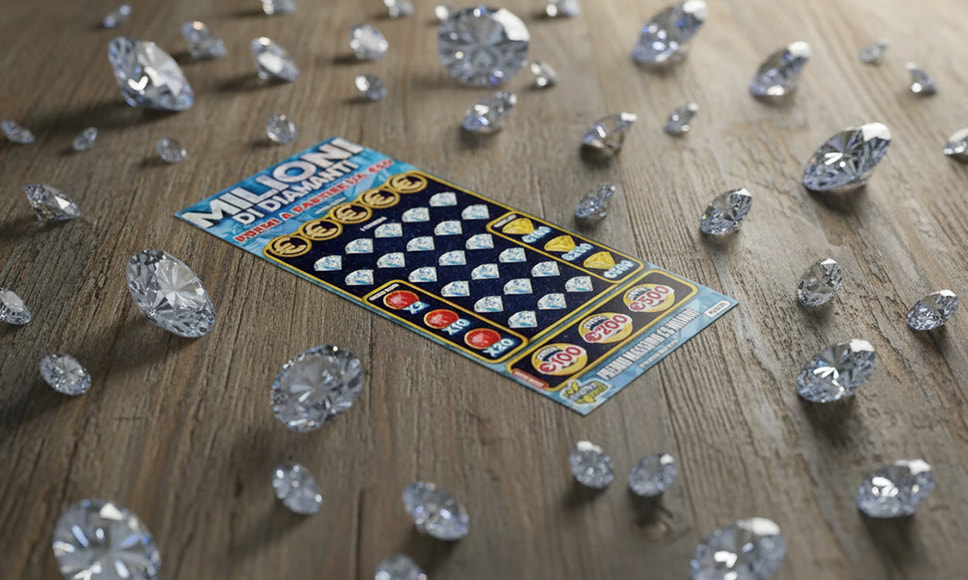 Il Gratta e Vinci Milioni di Diamanti su un tavolo, circondato da diamanti scintillanti.